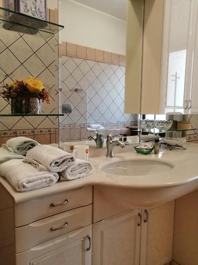 Apartmán La Casa Di Laura Ciriè Exteriér fotografie