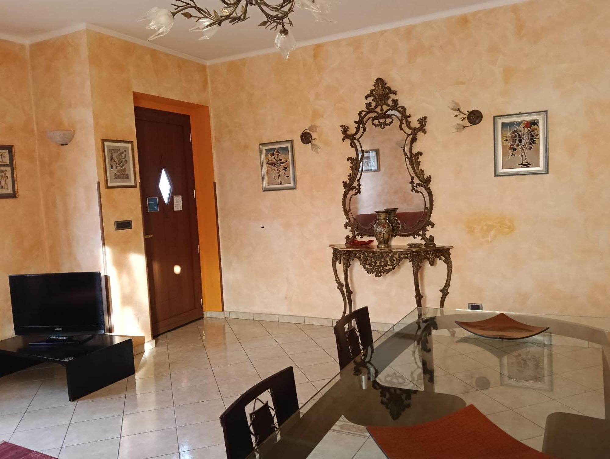 Apartmán La Casa Di Laura Ciriè Exteriér fotografie